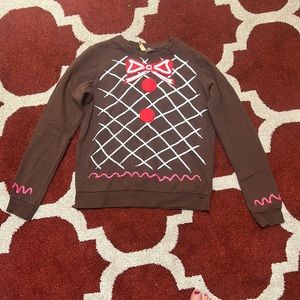 Lightly worn holiday crewneck from H&M divided. Size small!